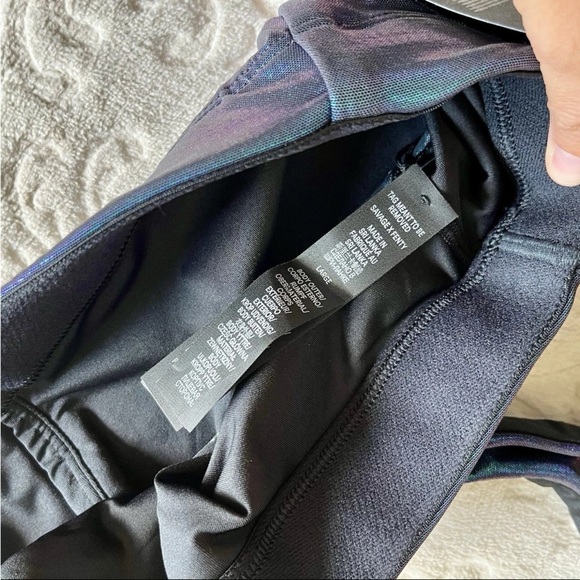 Savage X Fenty Fast Lane Sports Bra Sz L Sweetheart Neckline Oil Slick Blue NWT - Picture 5 of 9